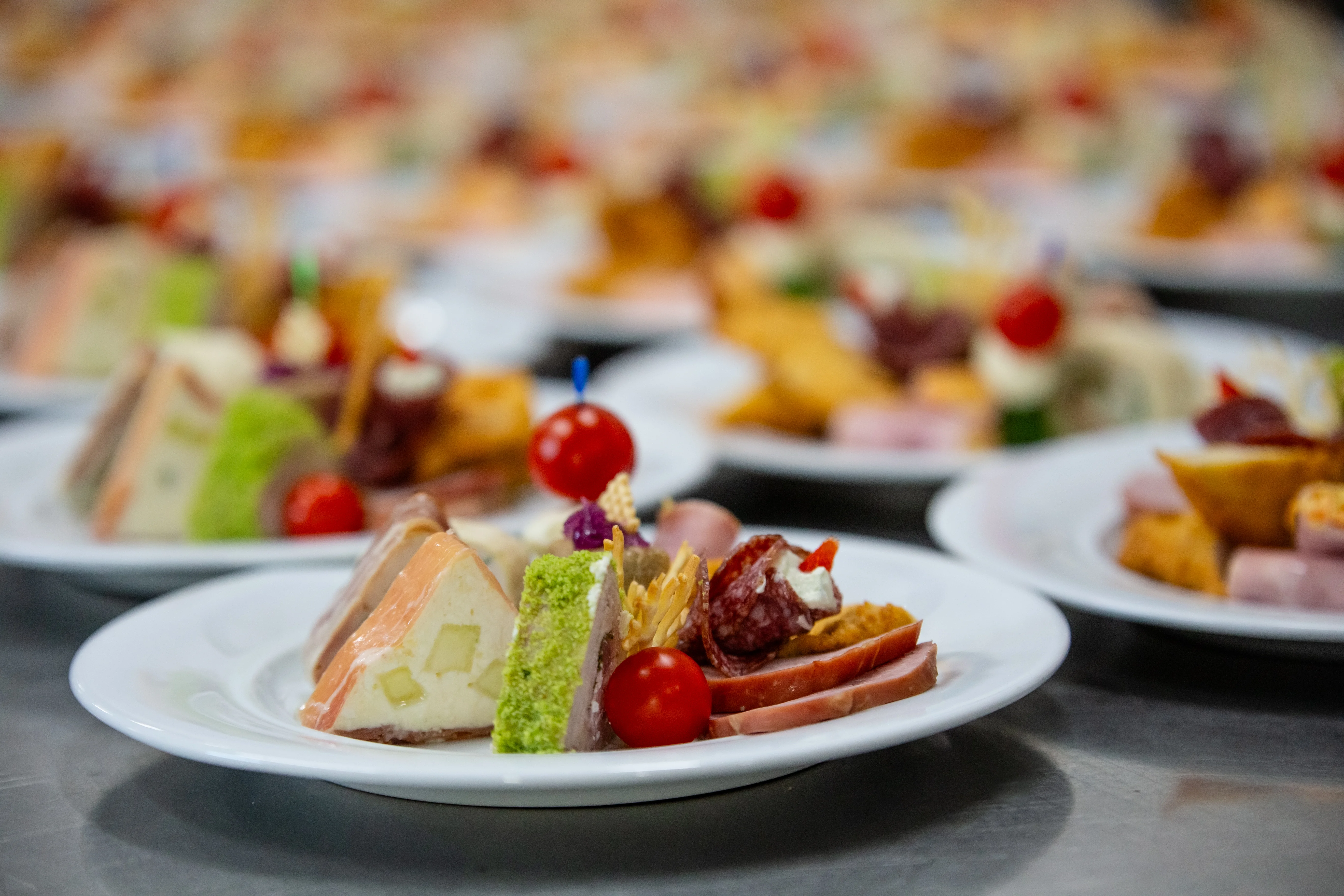 Meniu Odissea Events Hall - decor deosebit și preparate fine dining